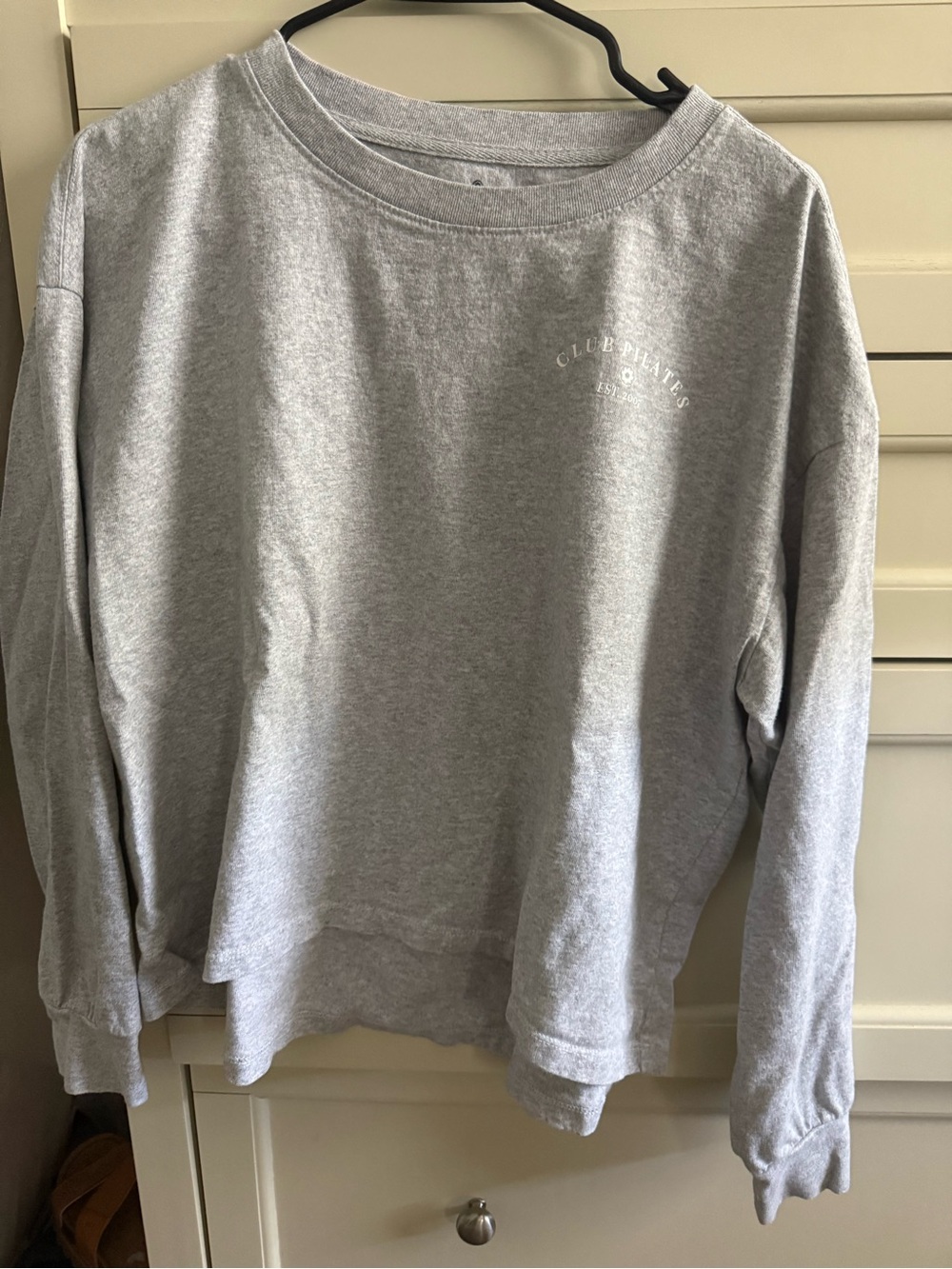 Club Pilates long sleeve cropped tee shirt